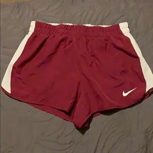 Nike Women’s Running Shorts Burgundy Red Medium